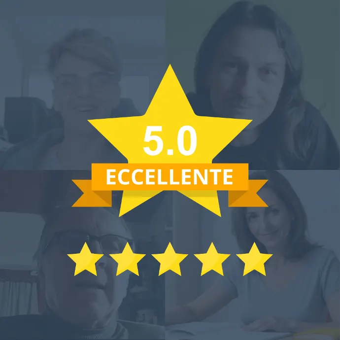 Un'immagine con sullo sfondo quattro studenti provenienti dall'Europa educano l'Italia e sul dritto una stella con la scritta cinque ed eccellente all'interno e sotto la stella cinque stelle gialle